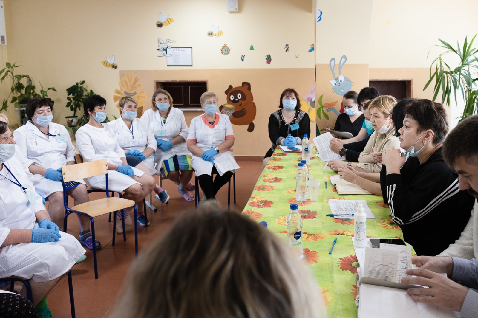 Одежда чистая, запаха обреченности нет...