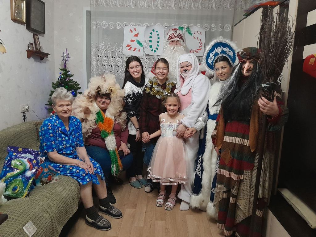 Dasha_home_2.jpg
